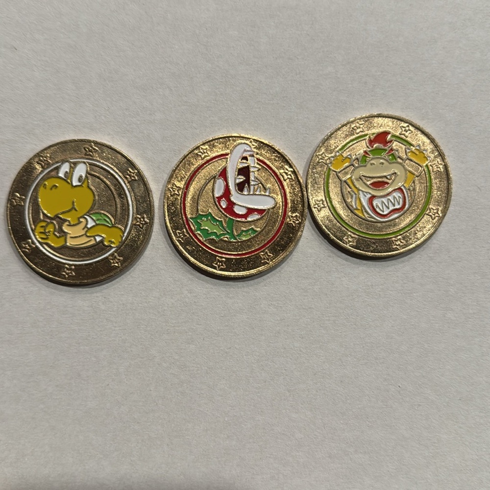 Super Mario Bros Painted coin set COMPLETE!! - Picture 6 of 15
